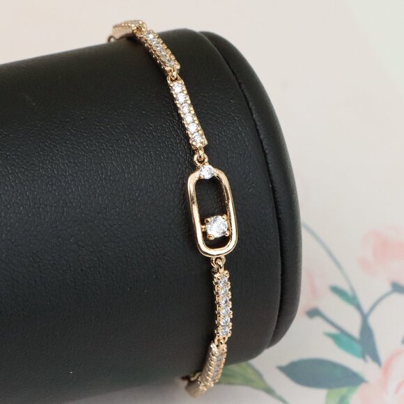 "Elegant Rose Gold Bracelet with Sparkling Center Oval Charm, XPBL0913 - Picture 1 of 13